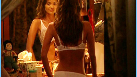 Pic: April Scott in The Dukes of Hazzard: The Beginning (2007)