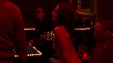 Pic: Annie Parisse in Blackbird