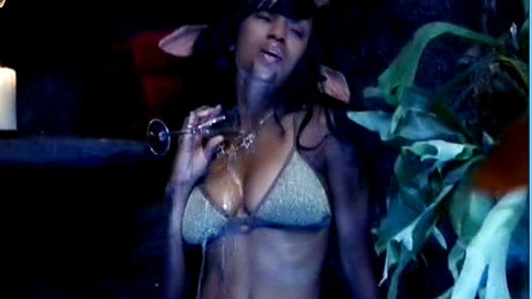 Pic: Zee James in Epic Movie