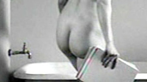 Pic: Anna Steffens in Detektive oder Die glücklosen Engel der inneren Sicherheit