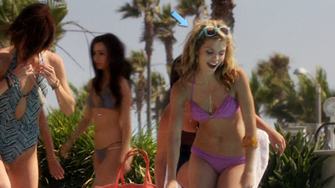 Pic: AnnaLynne McCord in 90210