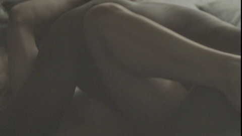 Pic: AnnaLynne McCord in Gun