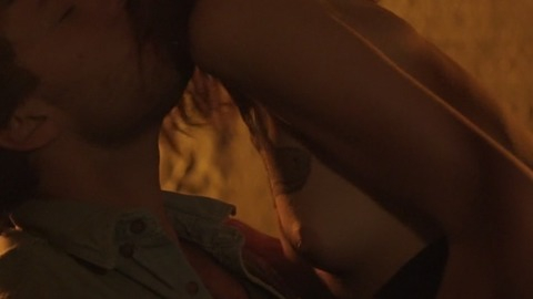 Pic: Sonja Kinski in Dark Hearts (2012)