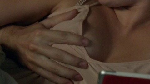 Pic: Hilary Duff in Younger