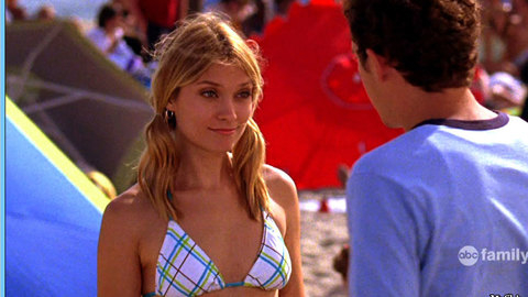 Pic: Spencer Grammer in Greek