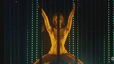Pic: Aude Pépin in Pigalle, la nuit