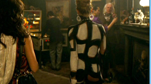 Pic: Scarlett Schwarze in Eight Miles High!