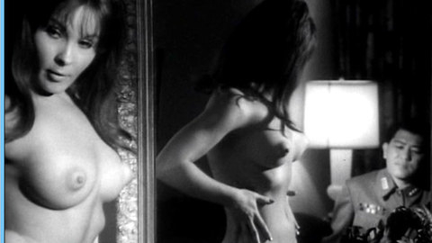 Pic: Elizabeth Bing in Run Swinger Run!