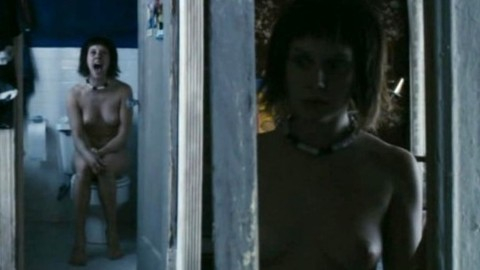 Pic: Manuela Vellés in Chaotic Ana