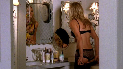 Pic: Yvonne Strahovski in Chuck