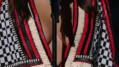 Pic: Kim Kardashian in MTV Video Music Awards