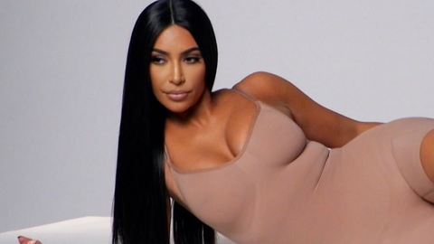 Pic: Kim Kardashian in Keeping Up with the Kardashians (2007-2021)