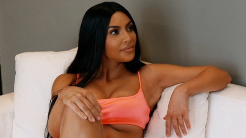 Pic: Kim Kardashian in Keeping Up with the Kardashians (2007-2021)