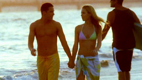 Pic: Alona Tal in Cane