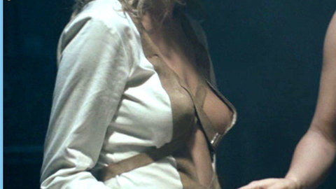 Pic: Oksana Borbat in Return to House on Haunted Hill