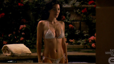 Pic: Jaime Murray in Valentine