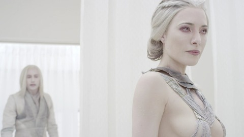 Pic: Jaime Murray in Defiance