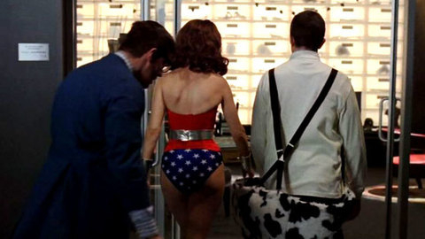 Pic: Emily Deschanel in Bones