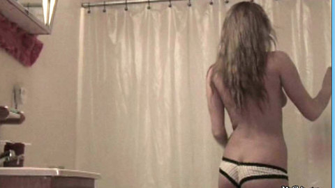 Pic: Jaime Whitlock in Rise of the Dead