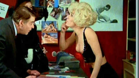 Pic: Jeanette Swensson in Bedside Dentist