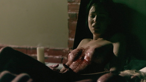 Pic: Erica Cox in Bitten