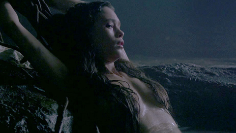 Pic: Astrid Bergès-Frisbey in Pirates of the Caribbean: On Stranger Tides