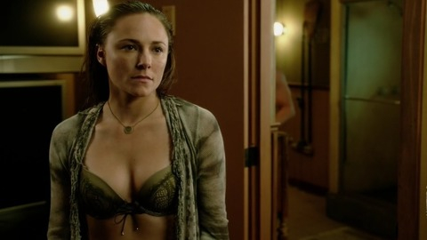 Pic: Briana Evigan in From Dusk Till Dawn: The Series