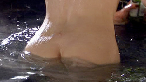 Pic: Kat Stewart in Underbelly