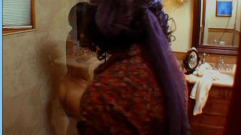 Pic: Arianna Coltellacci in Natural Born Komics