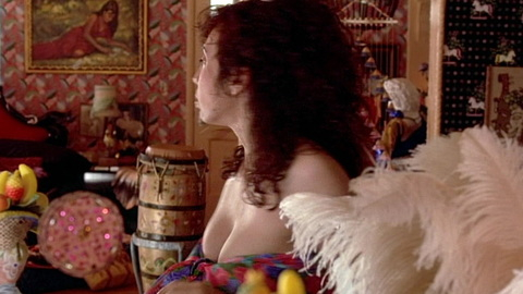 Pic: Angela Lanza in The Perez Family