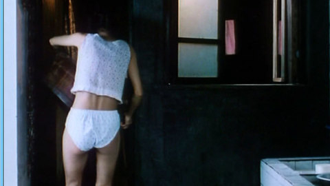 Pic: Liu Yi in Dam Street (2005)