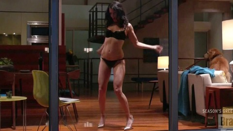 Pic: Lisa Edelstein in Girlfriends' Guide to Divorce
