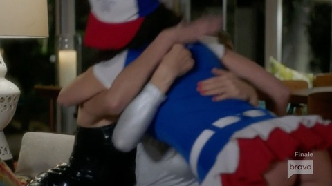 Pic: Lisa Edelstein in Girlfriends' Guide to Divorce