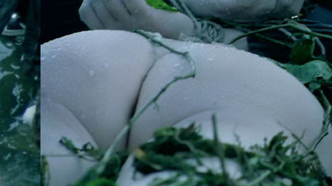 Pic: Barbora Seidlová in Bolero