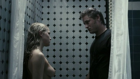 Pic: Teresa Palmer in Restraint