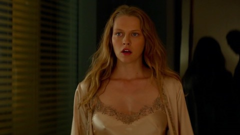 Pic: Teresa Palmer in Kill Me Three Times