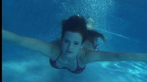 Pic: Ashlee Simpson-Wentz in Melrose Place