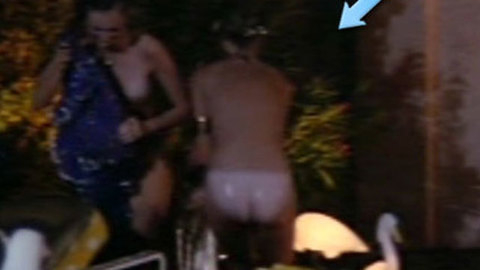 Pic: Tiffany Helm in O.C. and Stiggs