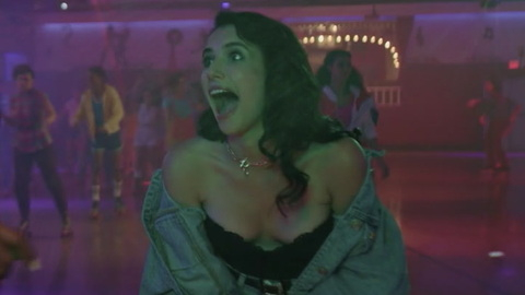 Pic: Emma Roberts in American Horror Story