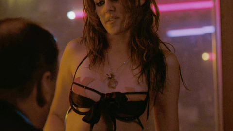 Pic: Kristen Stewart in Welcome to the Rileys
