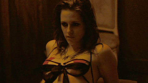 Pic: Kristen Stewart in Welcome to the Rileys