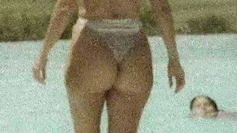 Pic: Kourtney Kardashian in Keeping Up with the Kardashians