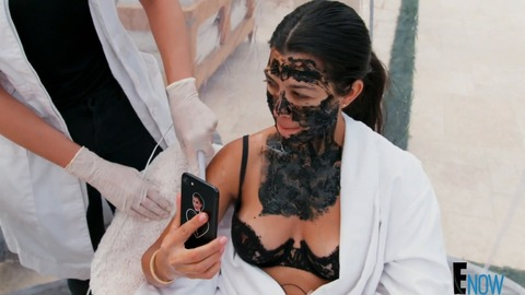 Pic: Kourtney Kardashian in Keeping Up with the Kardashians