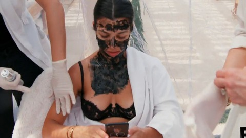 Pic: Kourtney Kardashian in Keeping Up with the Kardashians