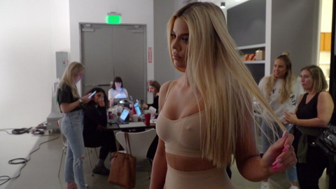 Pic: Khloe Kardashian in Keeping Up with the Kardashians (2007-2021)