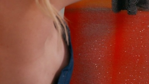 Pic: Khloe Kardashian in Keeping Up with the Kardashians