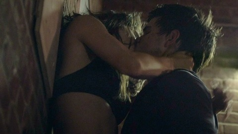 Pic: Marie Avgeropoulos in Tracers