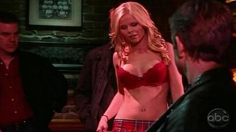 Pic: Crystal Hunt in One Life to Live null