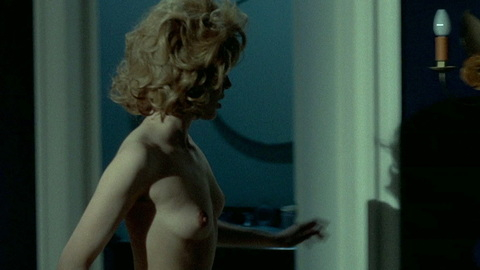 Pic: Anna Douking in Le Cercle Rouge