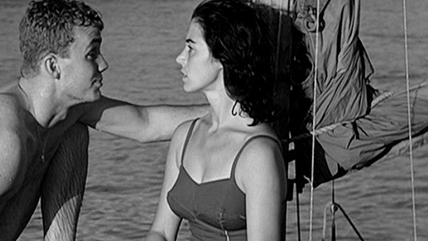 Pic: Marisa Pavan in The Rose Tattoo